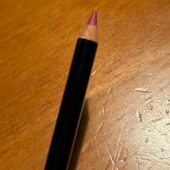 Bobbi Brown Lip Pencil Lip Liner Rose - Picture 7 of 16